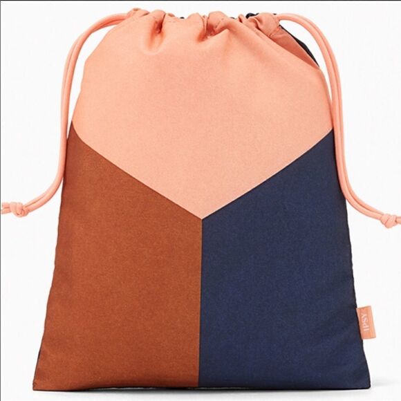 New F.A.R.A.H Blender Brush 25E Rose Gold Collection NEW Ipsy bag - Picture 4 of 4